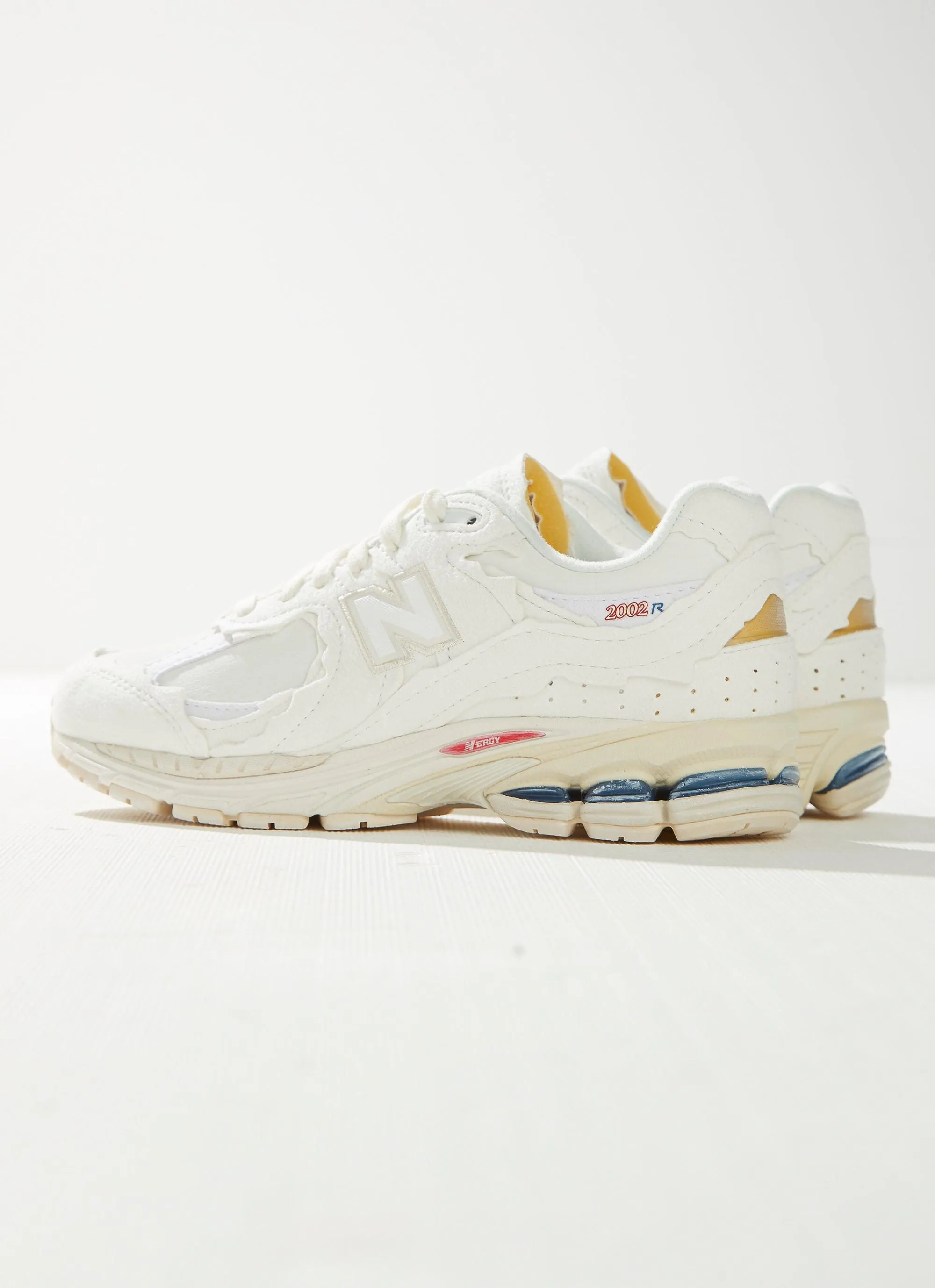 2002R Sneaker - White