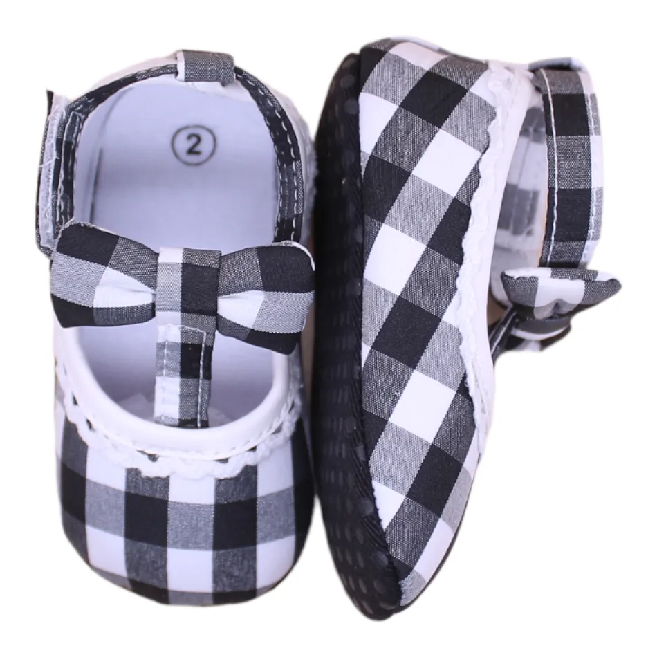 Checked Slip On Bow Shoes (White/Black) - Prewalker