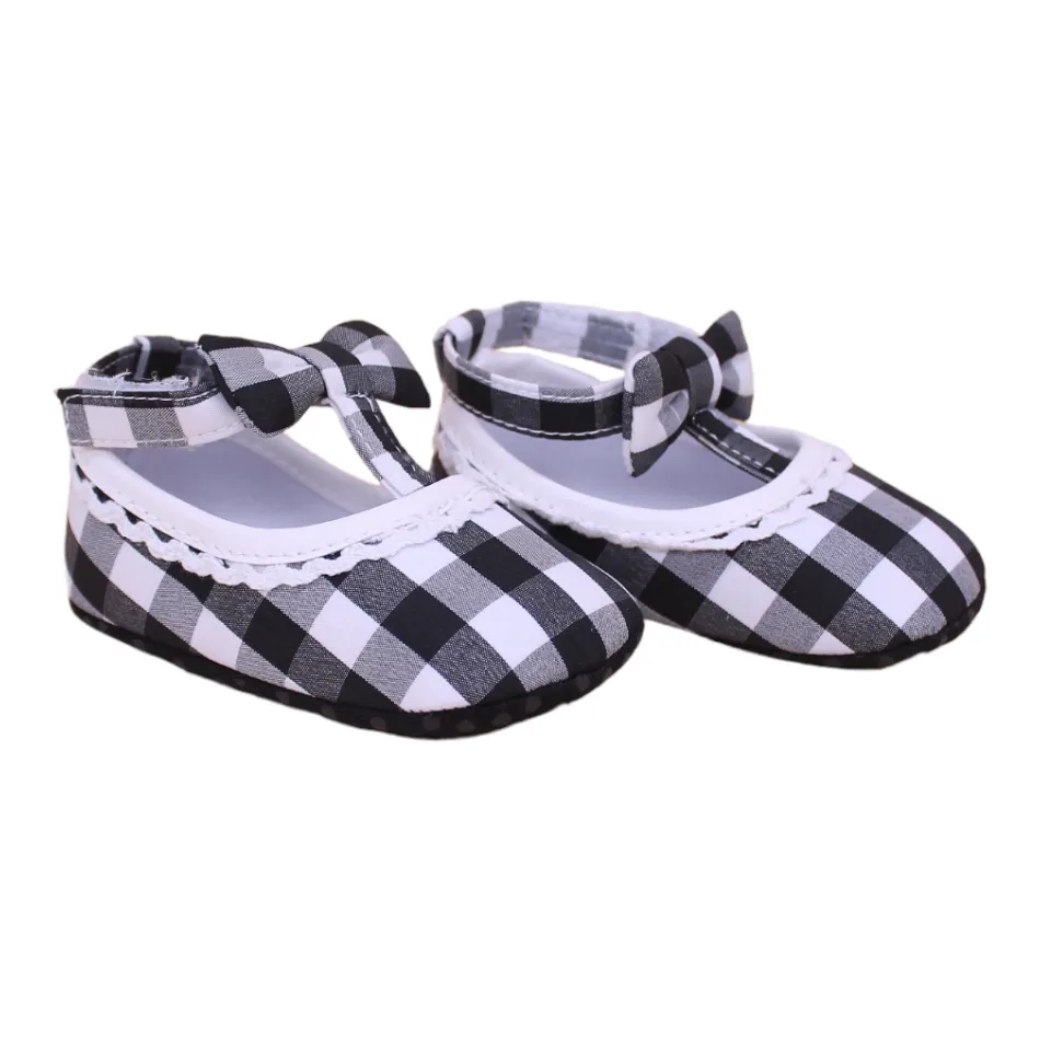 Checked Slip On Bow Shoes (White/Black) - Prewalker