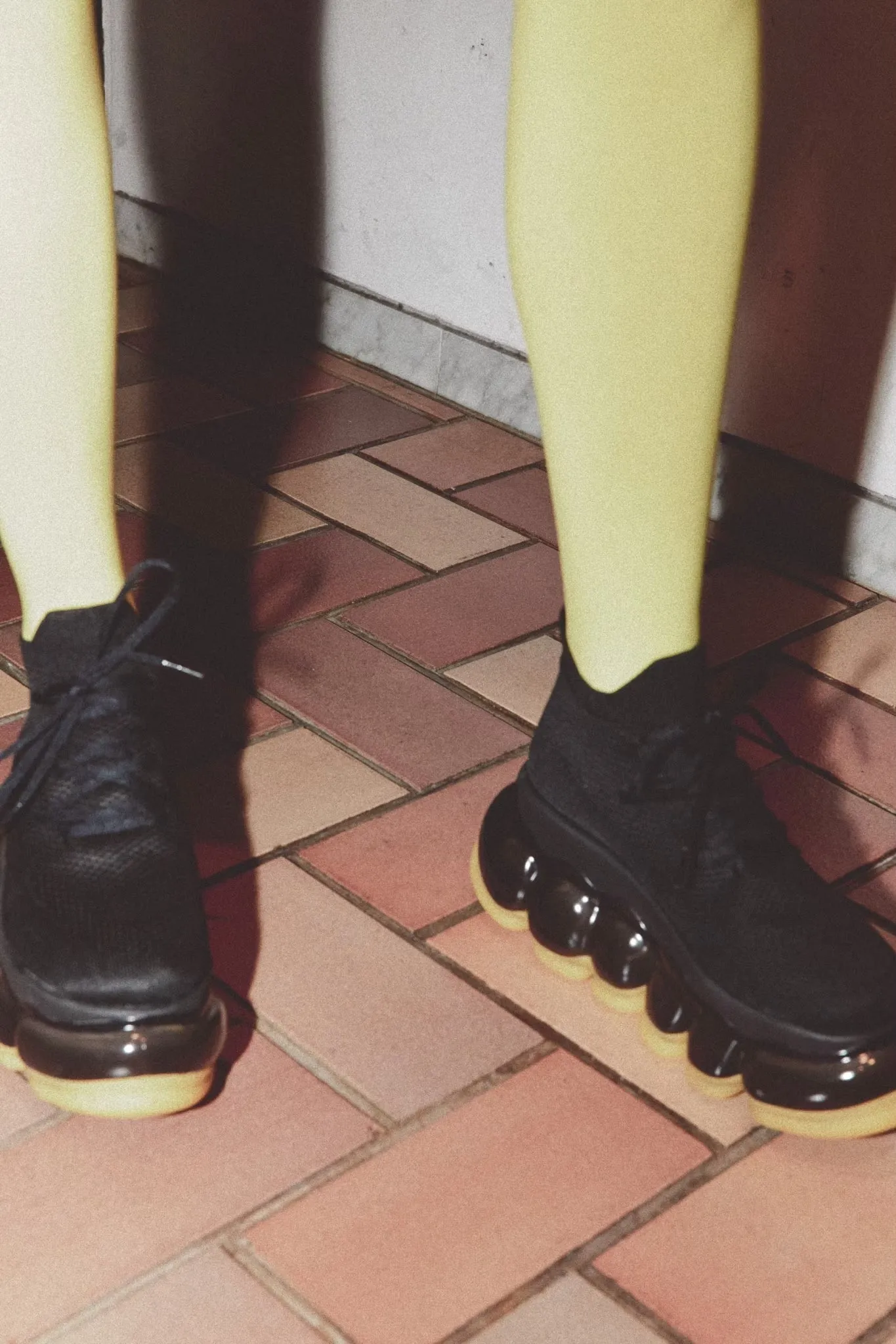 New "Jewelry" High Shoes / Yellow Black