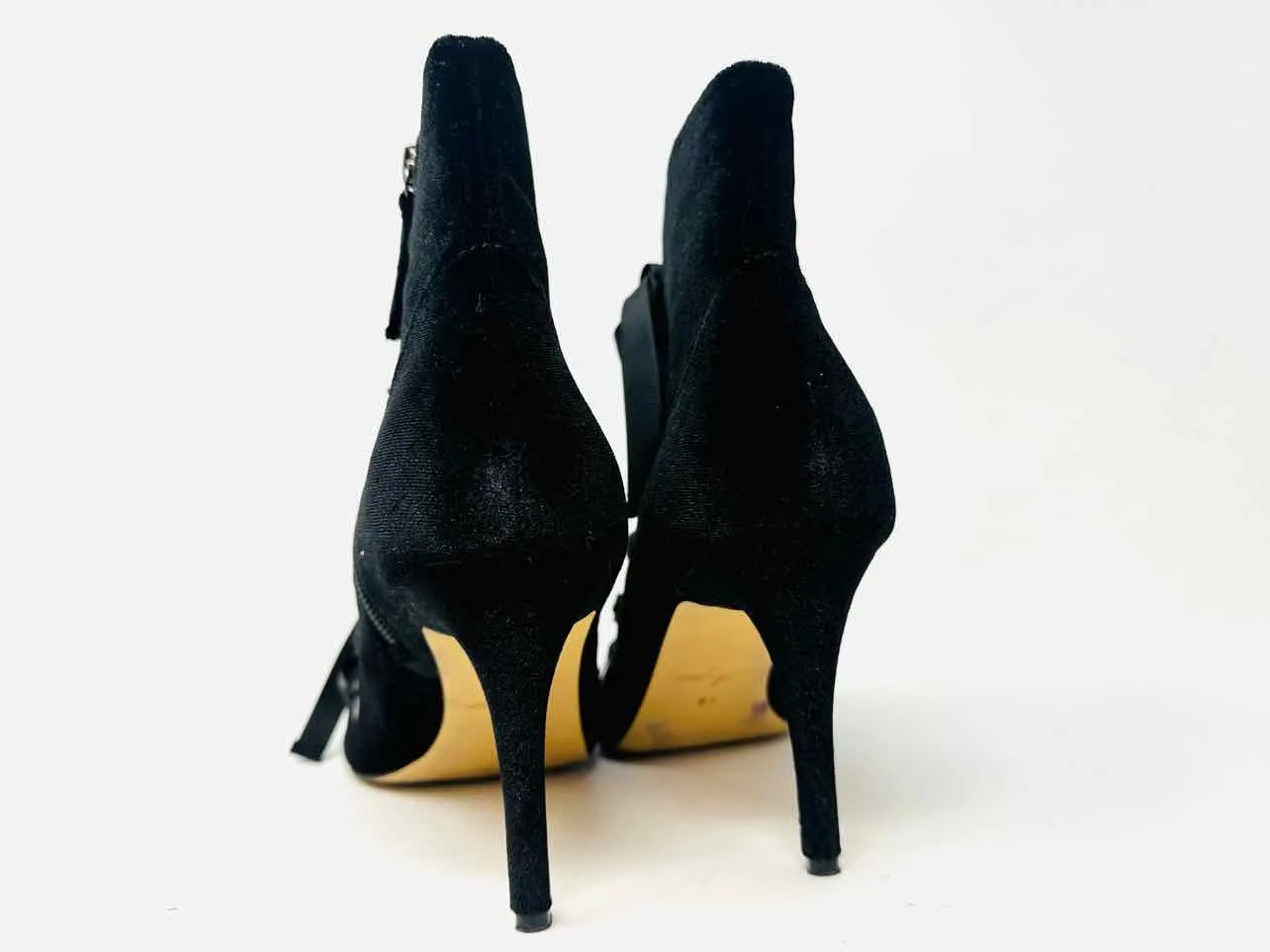 Size 8.5 Black Lace-Up Velvet Shoes Heels